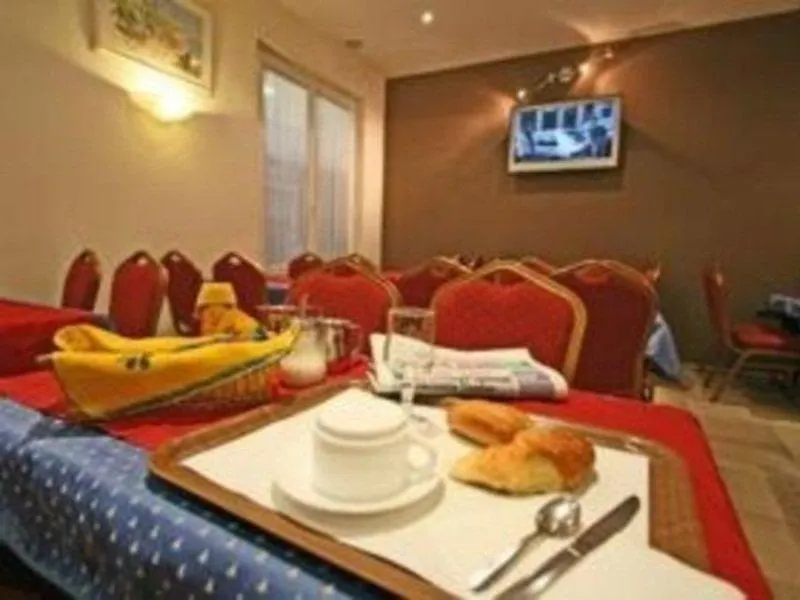 Hostel Ozz Νίκαια