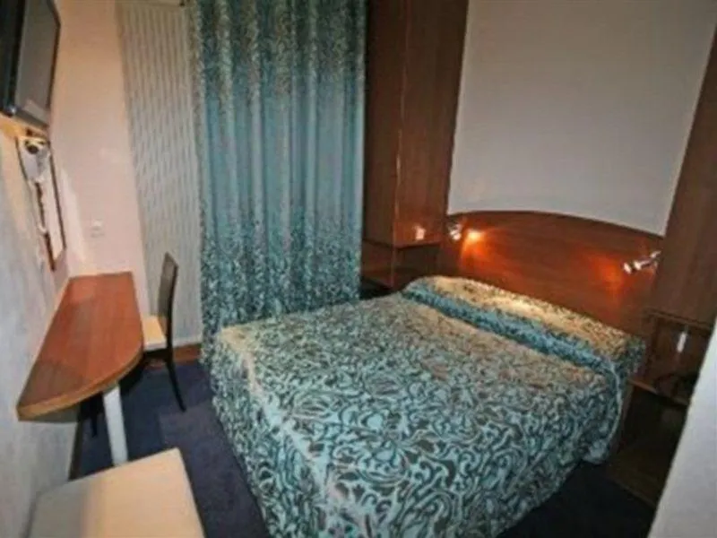 Hostel Ozz Νίκαια