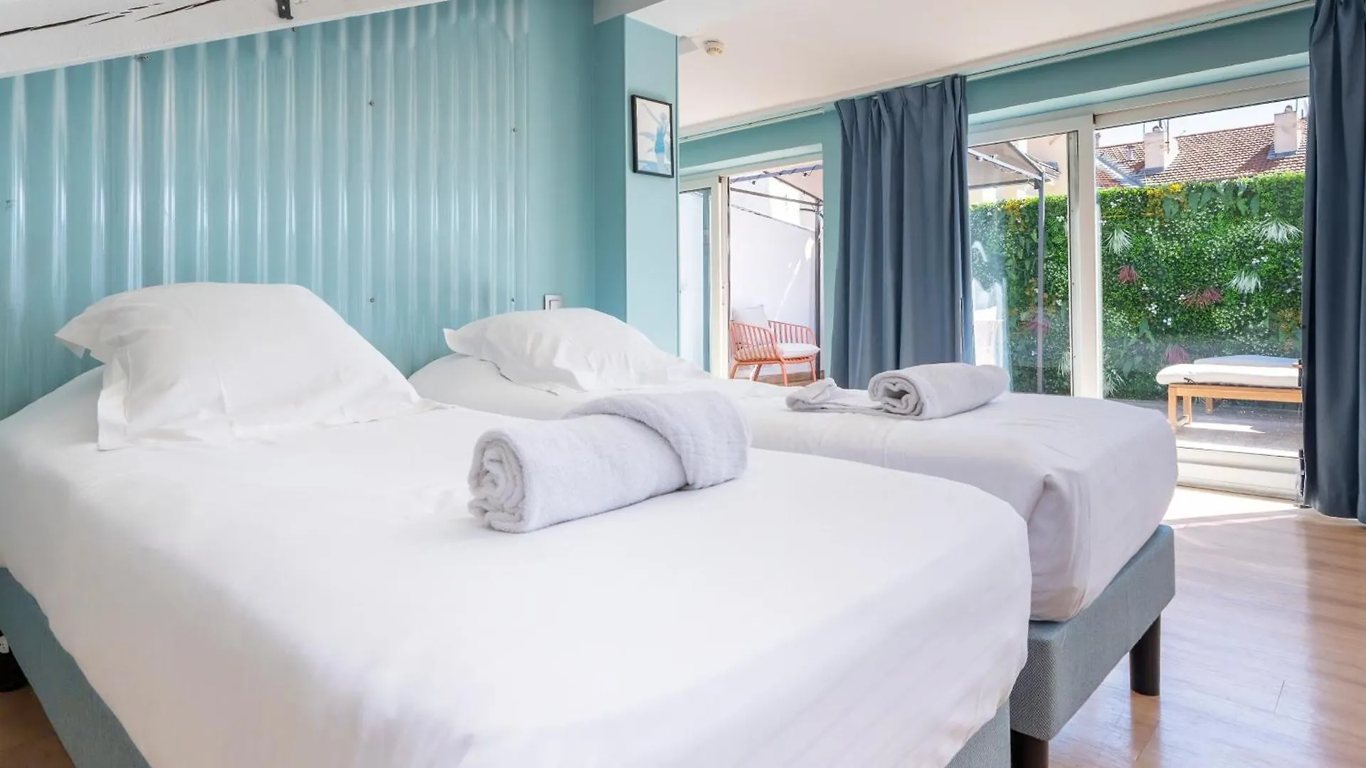 Hostel Ozz Νίκαια