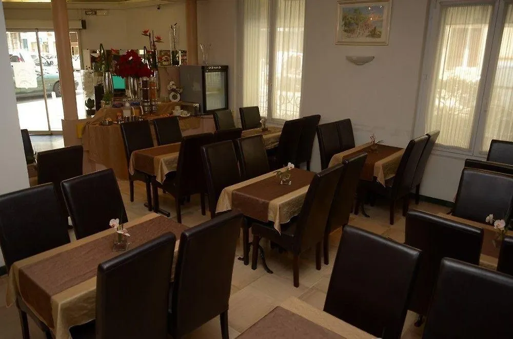 Hostel Ozz Νίκαια