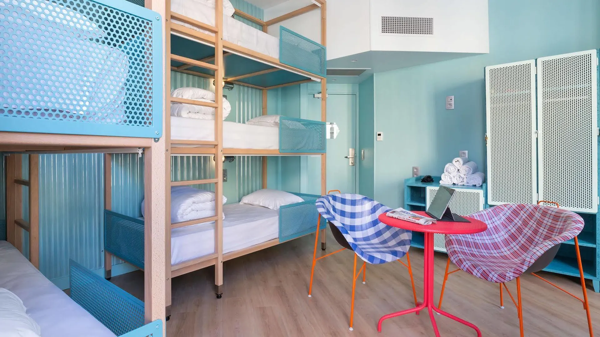 Hostel Ozz Νίκαια