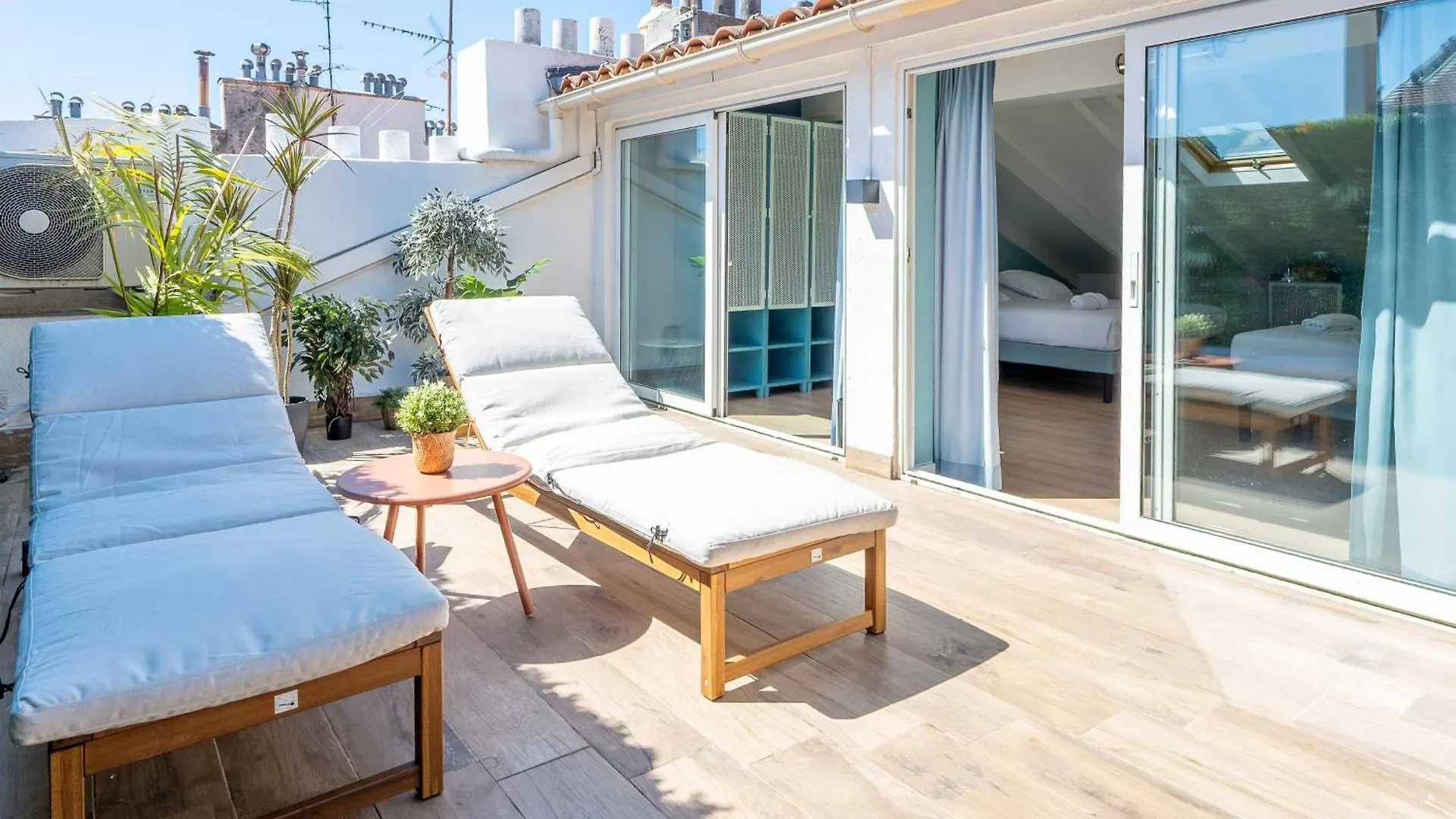 Hostel Ozz Nice