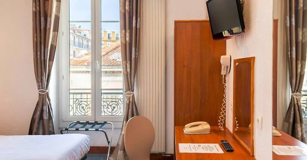 Hostel Hôtel Ozz By Happyculture Nizza