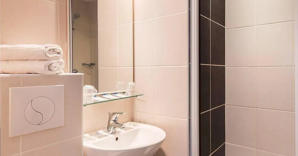 Hôtel Ozz By Happyculture Nizza 0*,