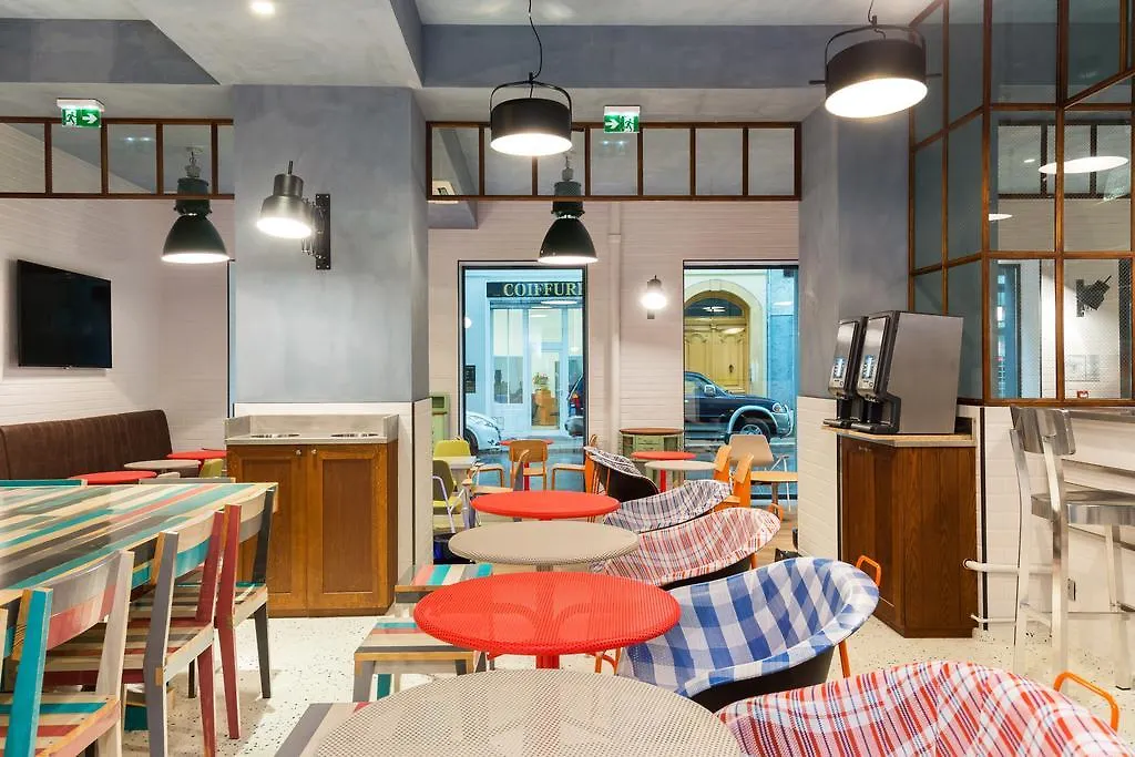 Hostel Hôtel Ozz By Happyculture Nizza
