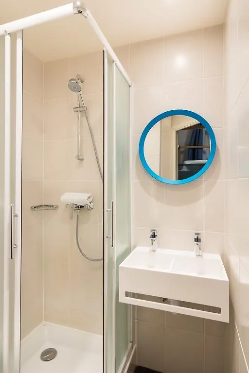 Hostel Hôtel Ozz By Happyculture Nizza