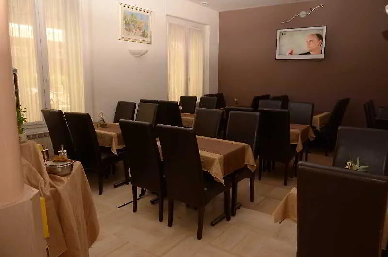 Hostel Ozz Nice France