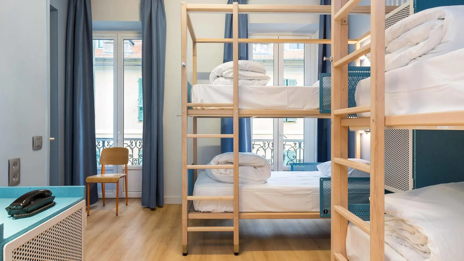 Hostel Ozz Nice France