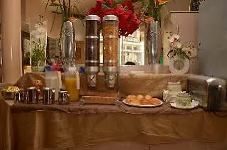 Hostel Ozz ניס צרפת